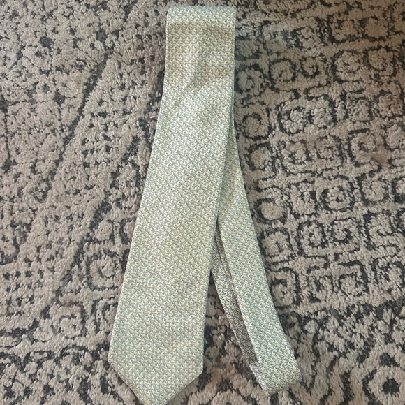 Vineyard Vines blue and yellow mini whale print tie - Picture 1 of 2